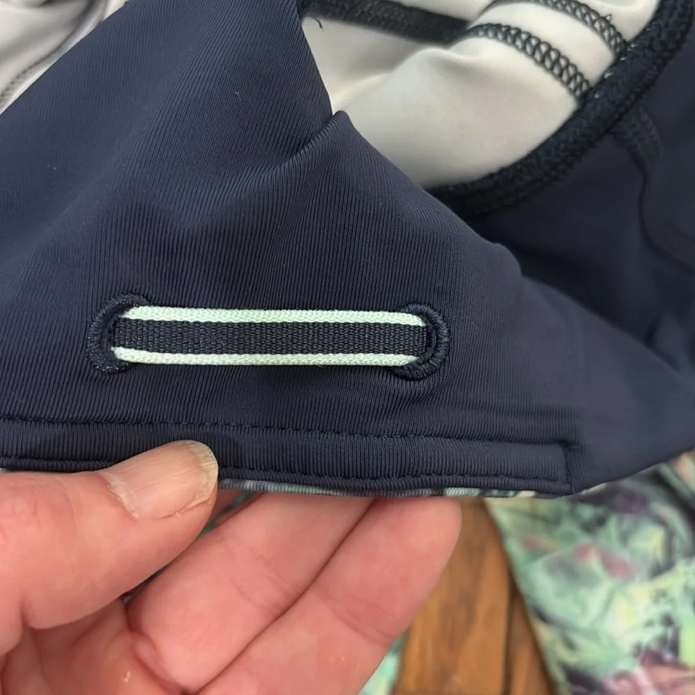 Lululemon Run: Top Speed Crop‎ Iridescent Multi size 6 preppy activewear